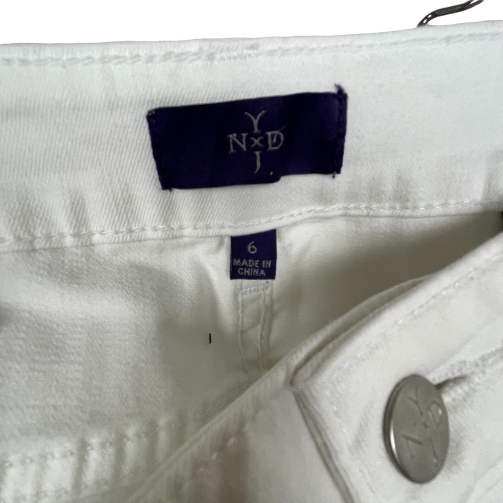 NYDJ Size 6 White Crop Pants Cuffed‎ Stretch Jeans Not Your Daughter's Jeans - Picture 4 of 5